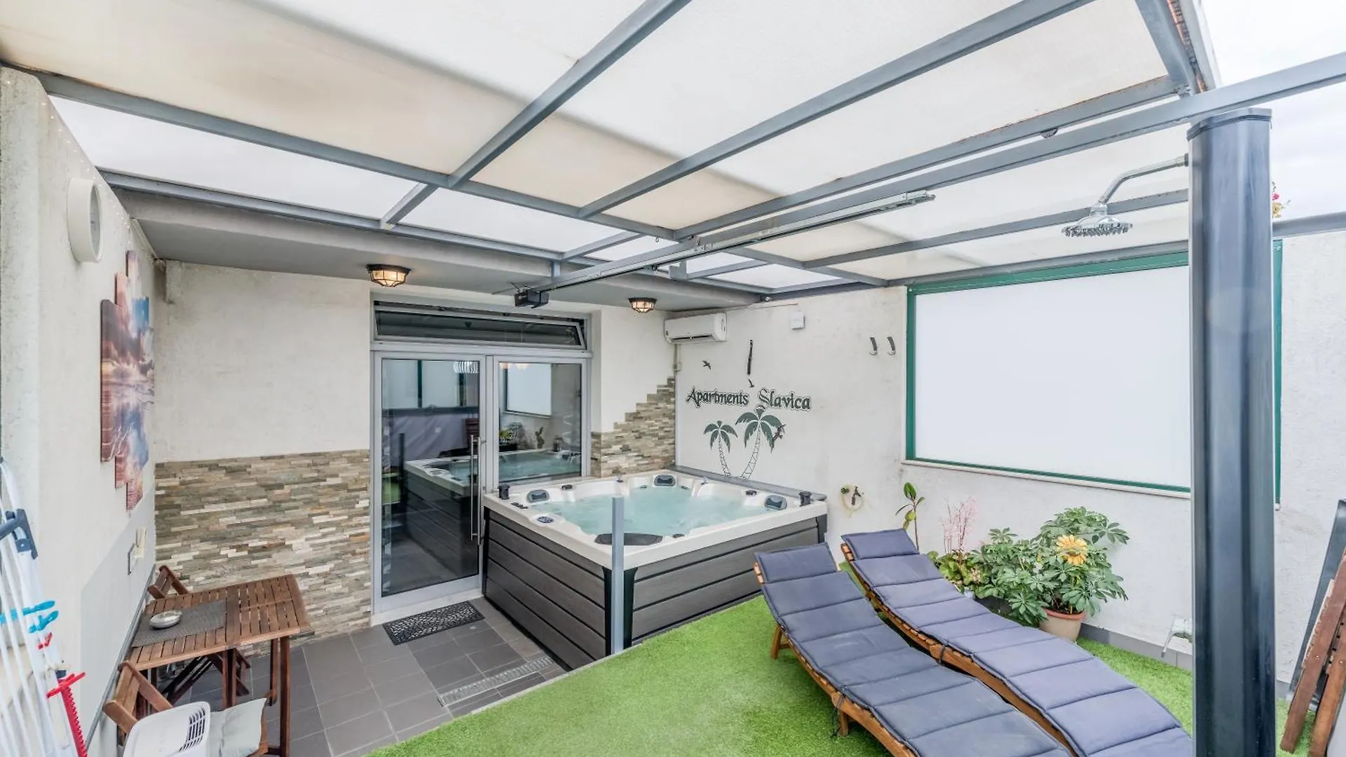 Apartment Slavica-New-With Jacuzzi Spalato