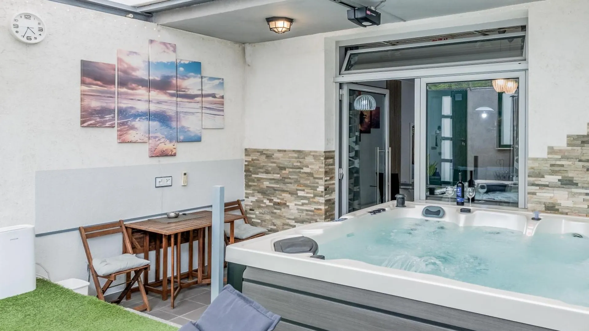 Apartment Slavica-New-With Jacuzzi Spalato